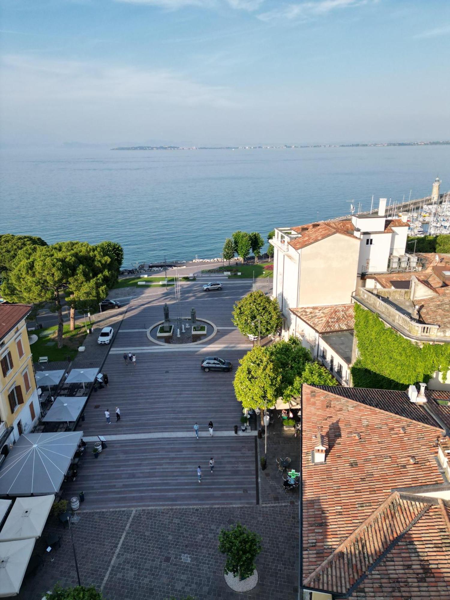 Splendid Apartment Desenzano del Garda Ngoại thất bức ảnh