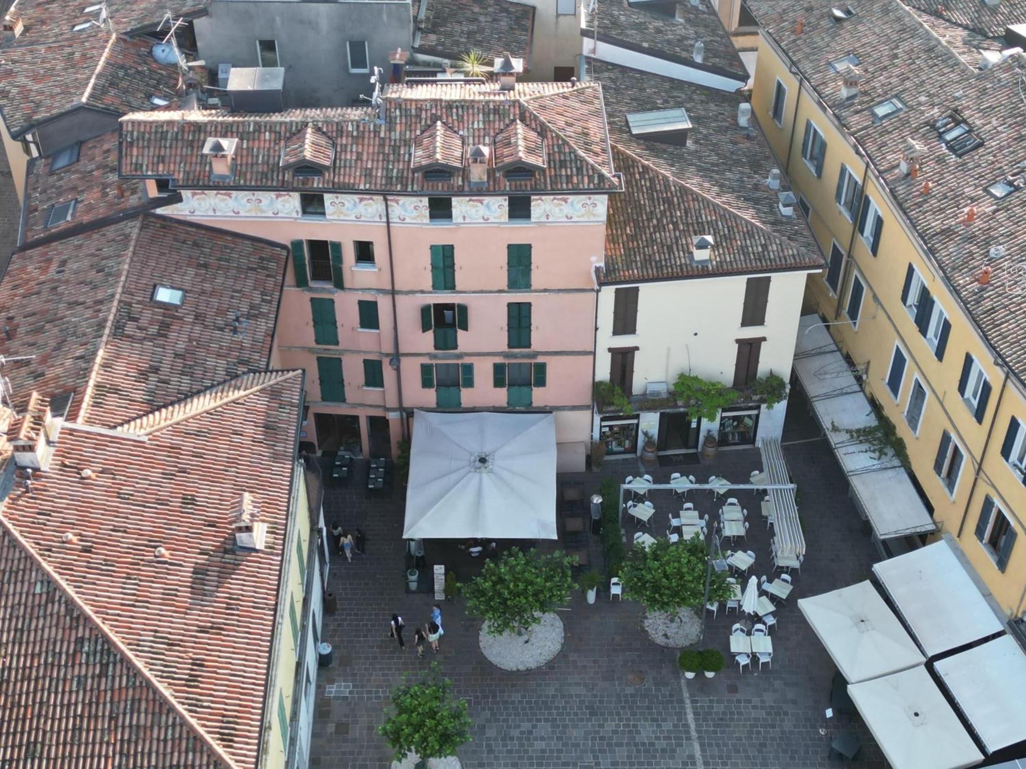 Splendid Apartment Desenzano del Garda Ngoại thất bức ảnh